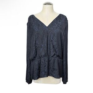 Banana Republic Black V Neck Long Sleeves Blouse XL